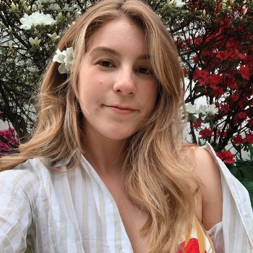 Meet your Posher, Emily